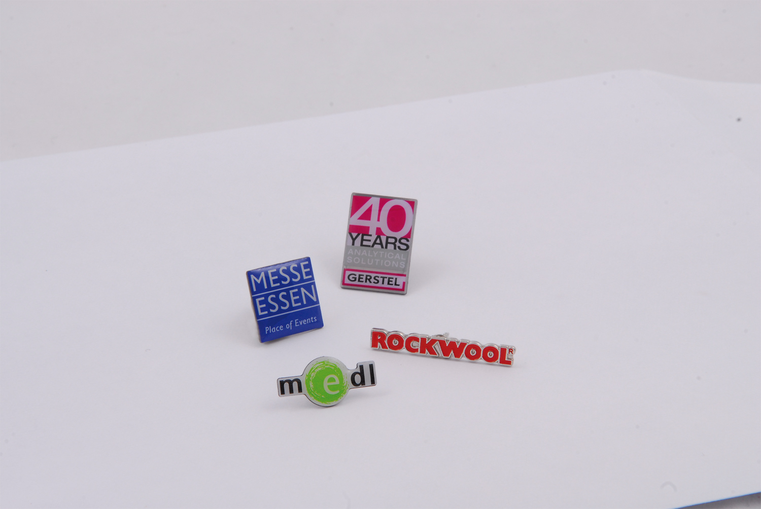 Pins & Namensschilder